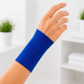 Bandaż kohezyjny 5 cm do stabilizacji nadgarstka