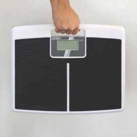 Waga łazienkowa KERN MPI – duży pomost, stabilna i wygodna